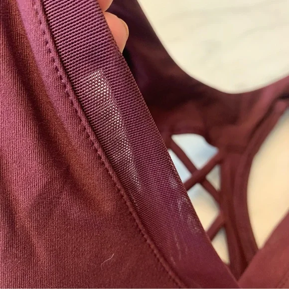 AVIA Burgundy Colored Workout Bra Top NWOT - Picture 3 of 4
